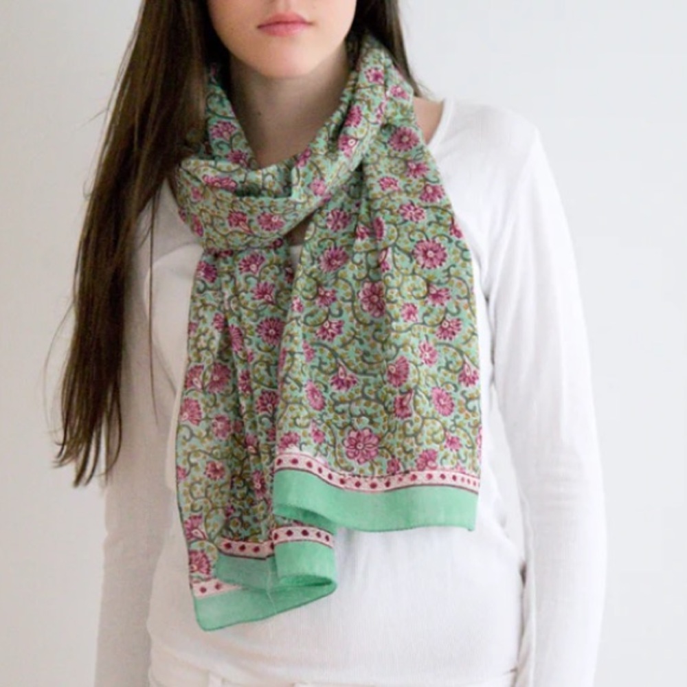 Anokhi Scarf in Vine